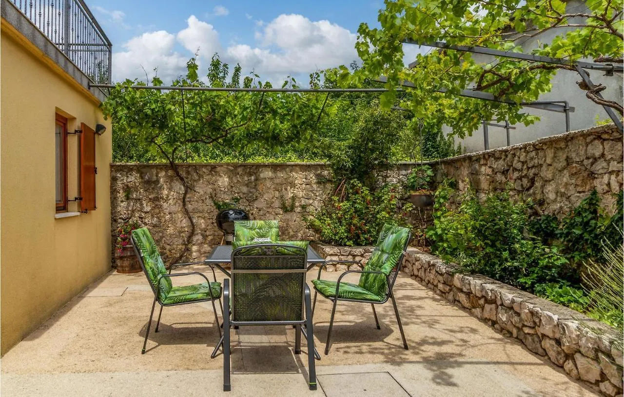 Hébergement de vacances Lovely Home In Barci With Outdoor Swimming Pool