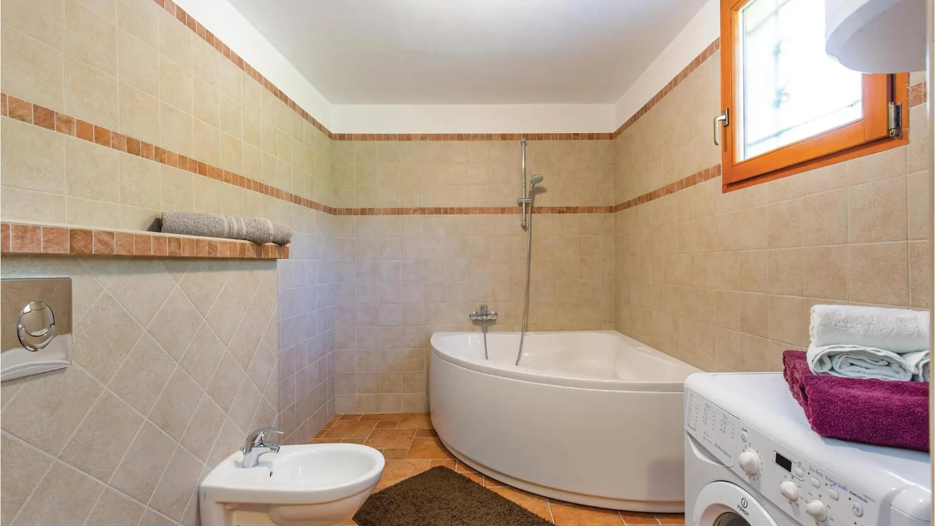 Lovely Home In Barci With Outdoor Swimming Pool 0*,